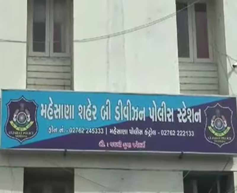મહેસાણામાં કુરીયરના પાર્સલમાંથી 1.20 લાખના મોબાઇલની ચોરી કરનાર શખ્સ ઝડપાયો – Garvi Takat – Gujarat News, Bollywood News, Breaking News, Politics News etc.